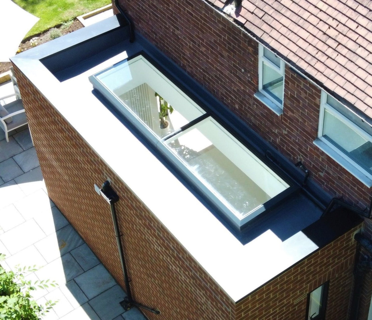 2500 x 5000 mm Electric Opening Glass Link Modular Skylight (2 Fixed 2 Opening)