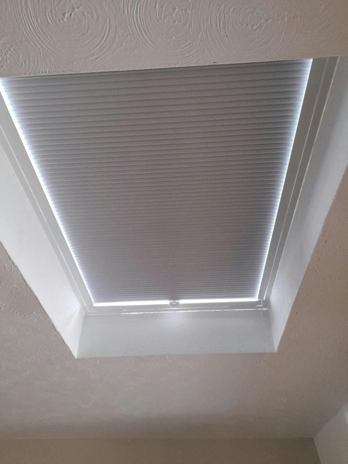 1000 x 1000 mm LD Manual Blinds for Flat / Pitched Roof Skylights & Roof Lanterns