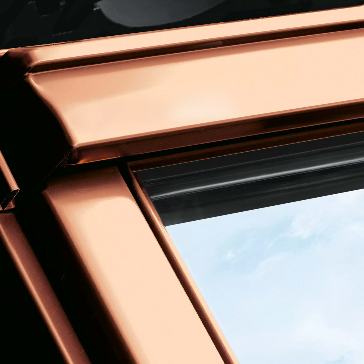 114x118 cm VELUX GGU SK06 0170 Manual Centre-Pivot Roof Window | White Polyurethane Maintenance Free | Double Glazed.